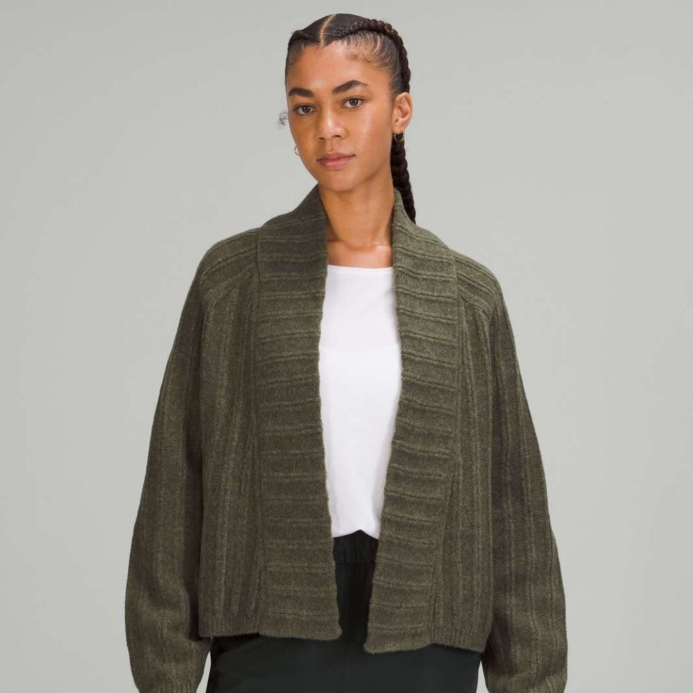 Lululemon Twin Rib Sweater Wrap Cardigan M/L Olive Green Brand New